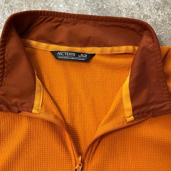 Arc'teryx Delta Micro Grid Half-Zip Pullover in Burnt Orange - Picture 6 of 10